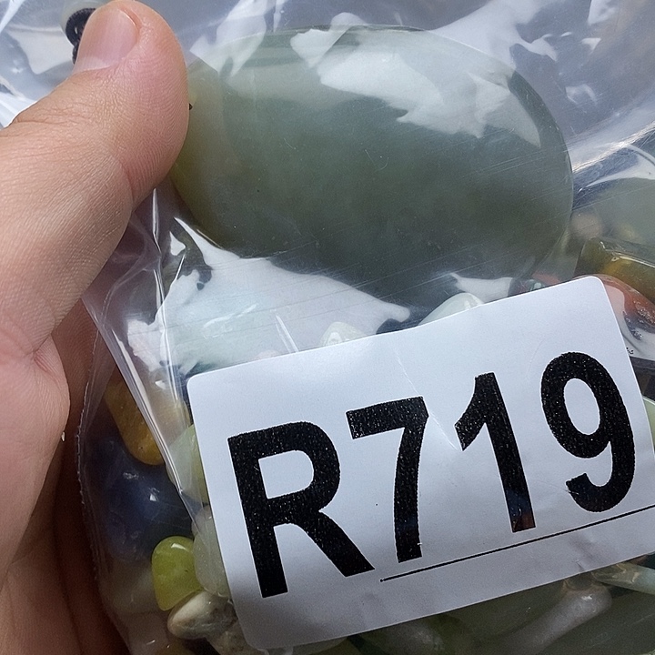 蛇纹石玉未镶嵌鱼缸石