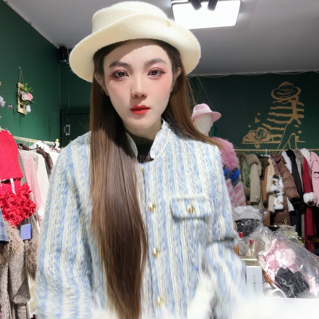 时尚潮流设计感帽子两个