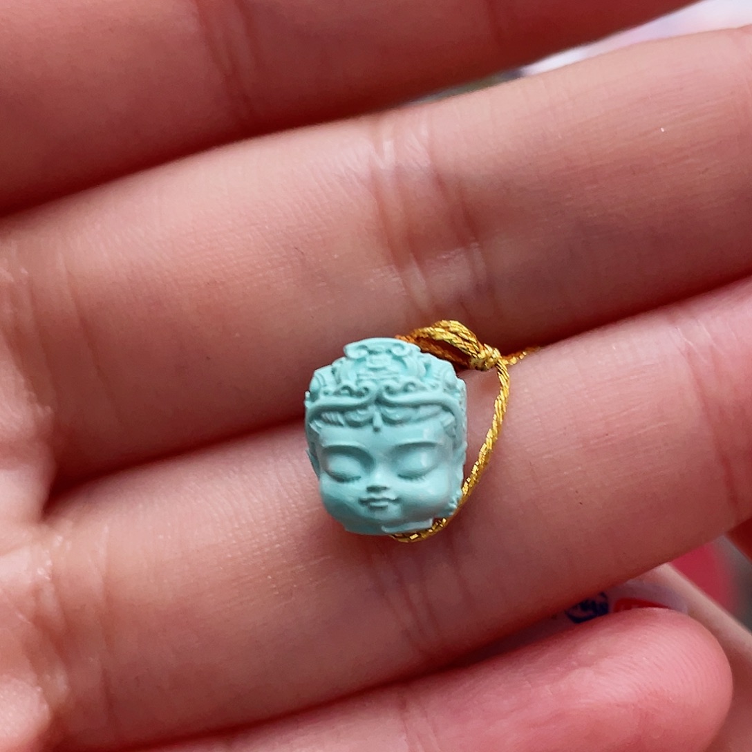 绿松石颈饰未镶嵌