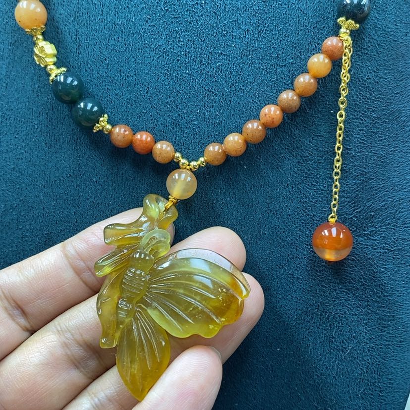 【闪购商品】蛇纹石玉未镶嵌吊坠