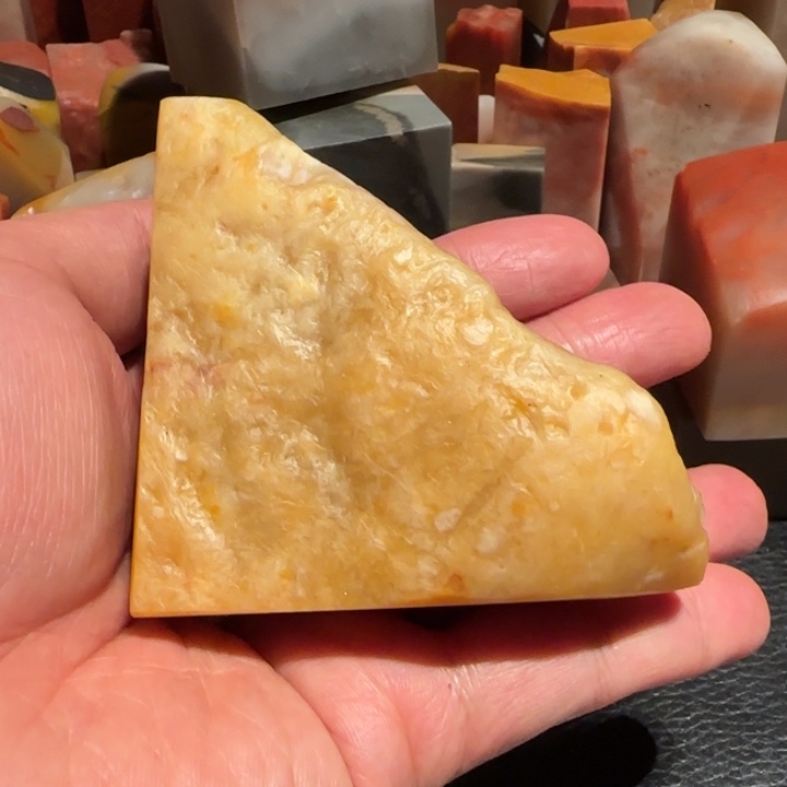 老挝石W****t田黄原石，