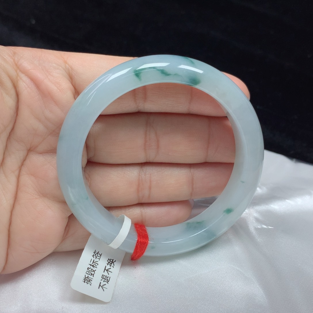 翡翠手镯未镶嵌正圈56.6