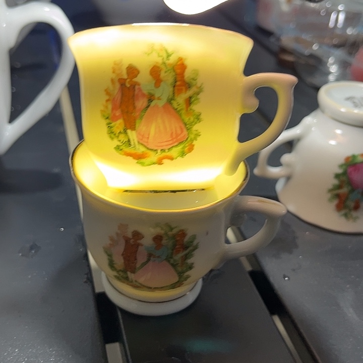 醴陵釉下五彩官窑瓷器2只