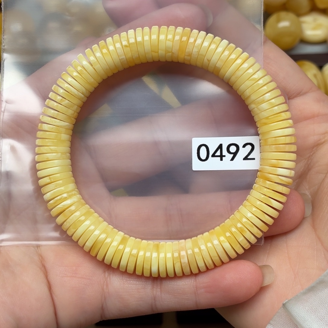 信***仰琥珀未镶嵌裸石微瑕10/1.8