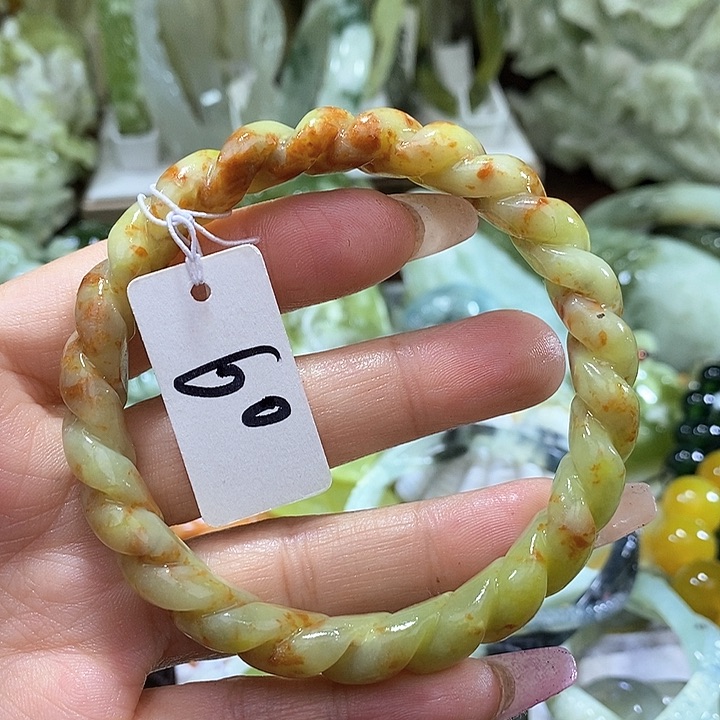 岫玉岫玉60口径未镶嵌