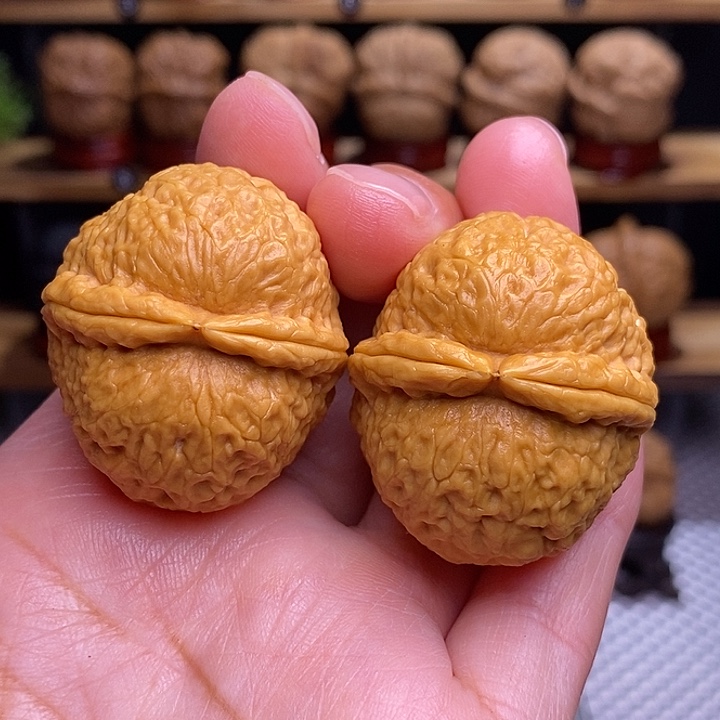 文玩核桃吊坠石奎元宝1