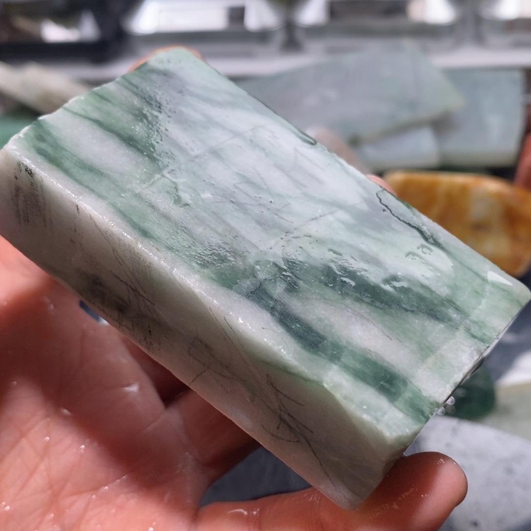 定制翡翠未镶嵌翡翠