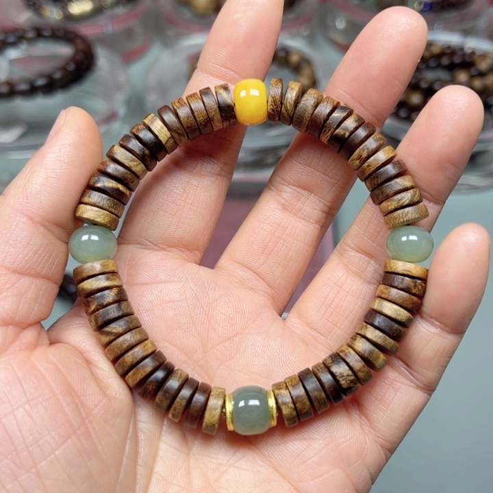 沉香手串5****'达拉干满留疤0.9高货手串