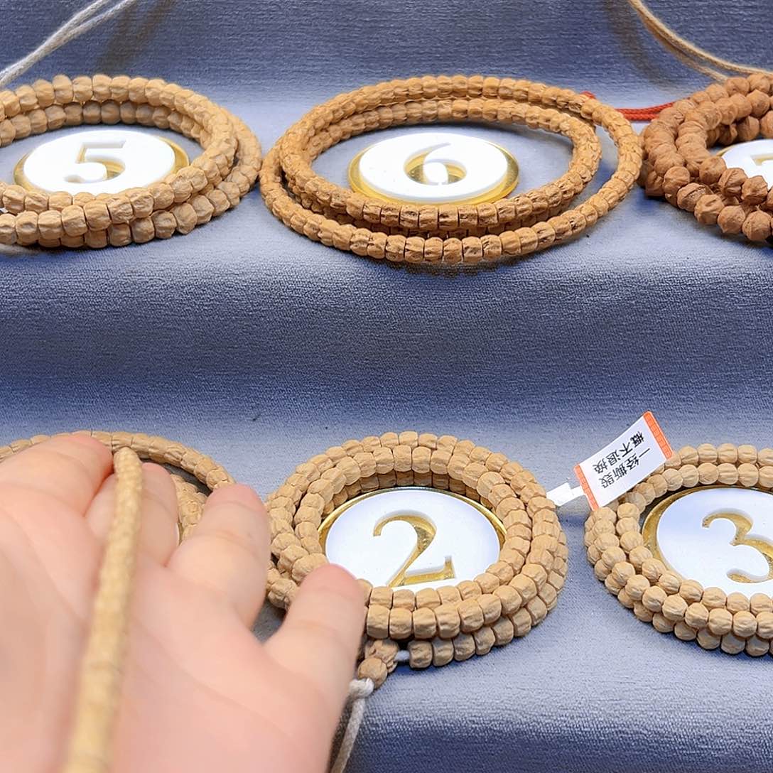 柏香籽/百香籽手串“**”