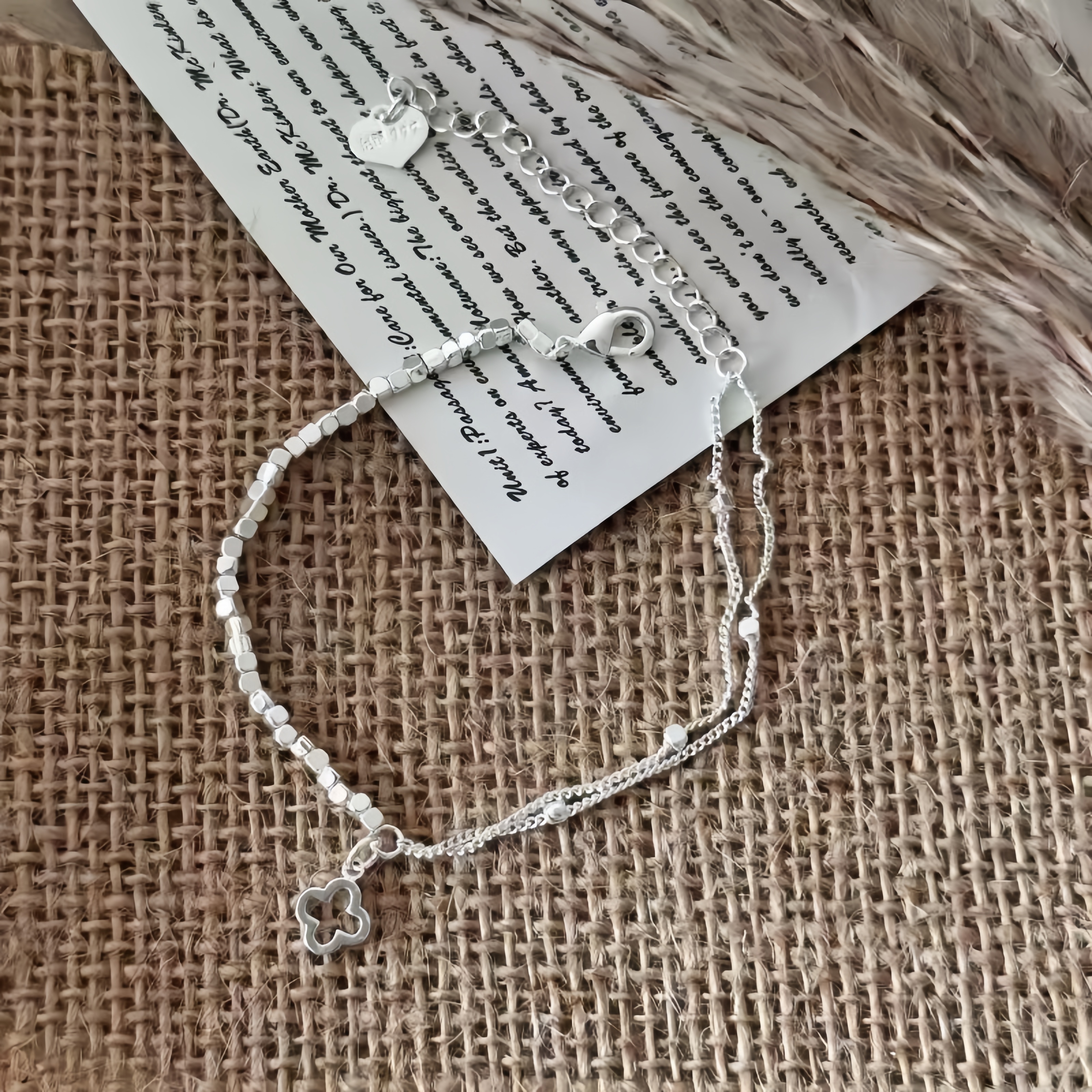  设计百搭四叶草手链简约气质小众素链817