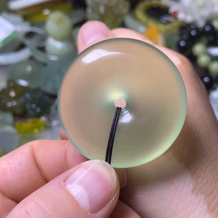 岫玉岫玉颈饰未镶嵌哇*?