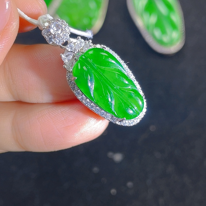 翡翠吊坠(不含链)银S925镶嵌