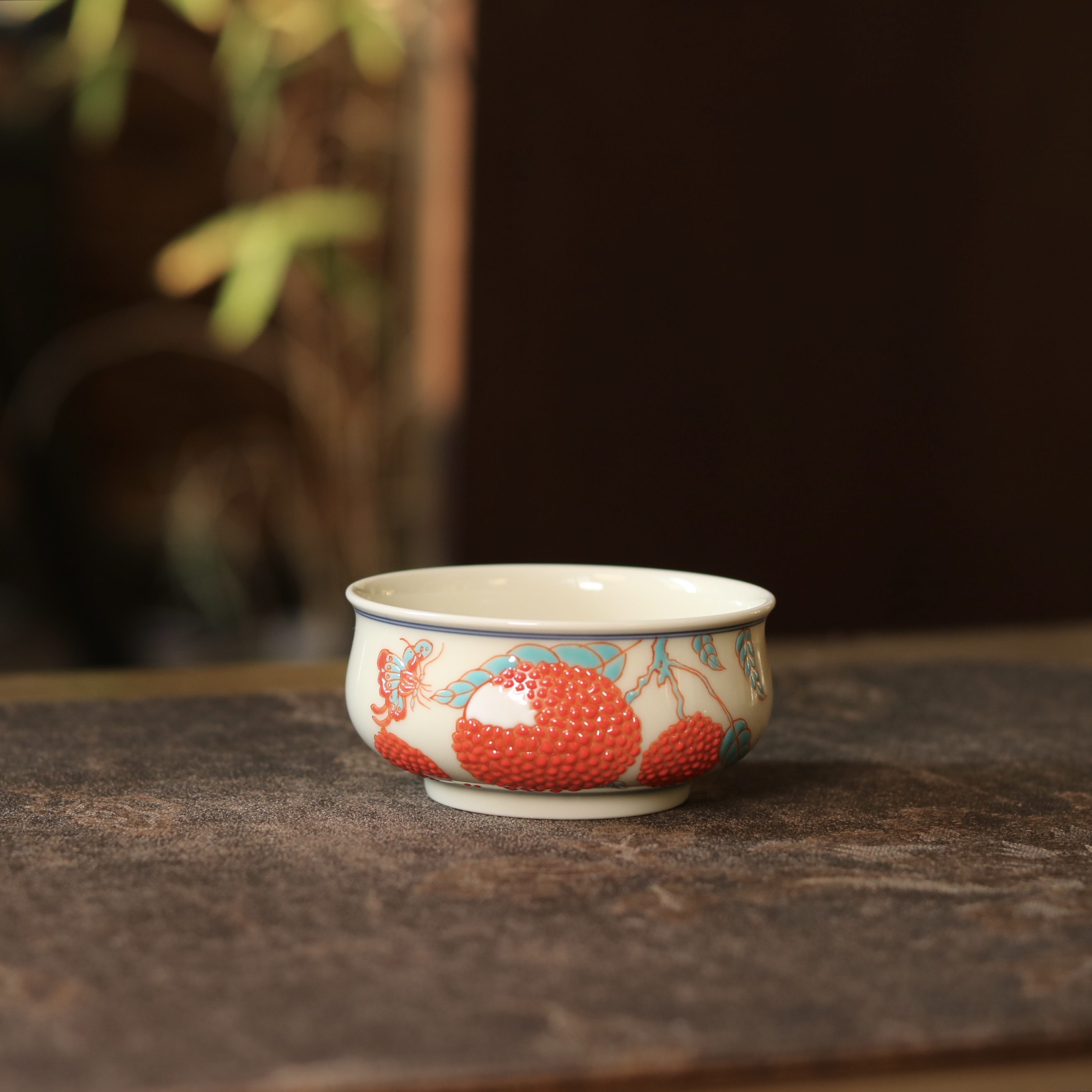 立勤堂 景德镇手绘二号釉斗彩荔枝炉式杯茶杯 85cc