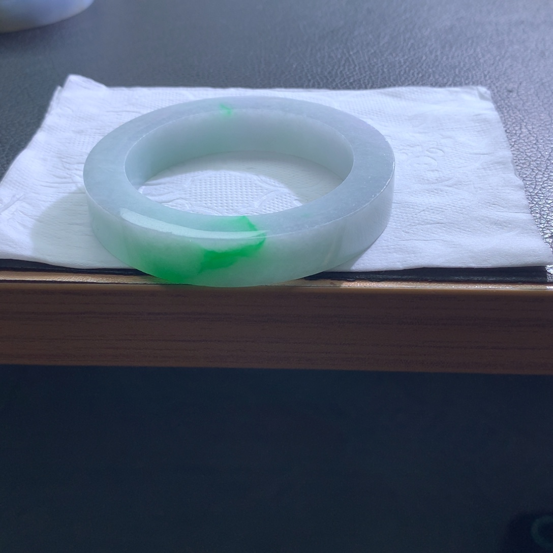 定制翡翠未镶嵌翡翠手镯白底青阳绿