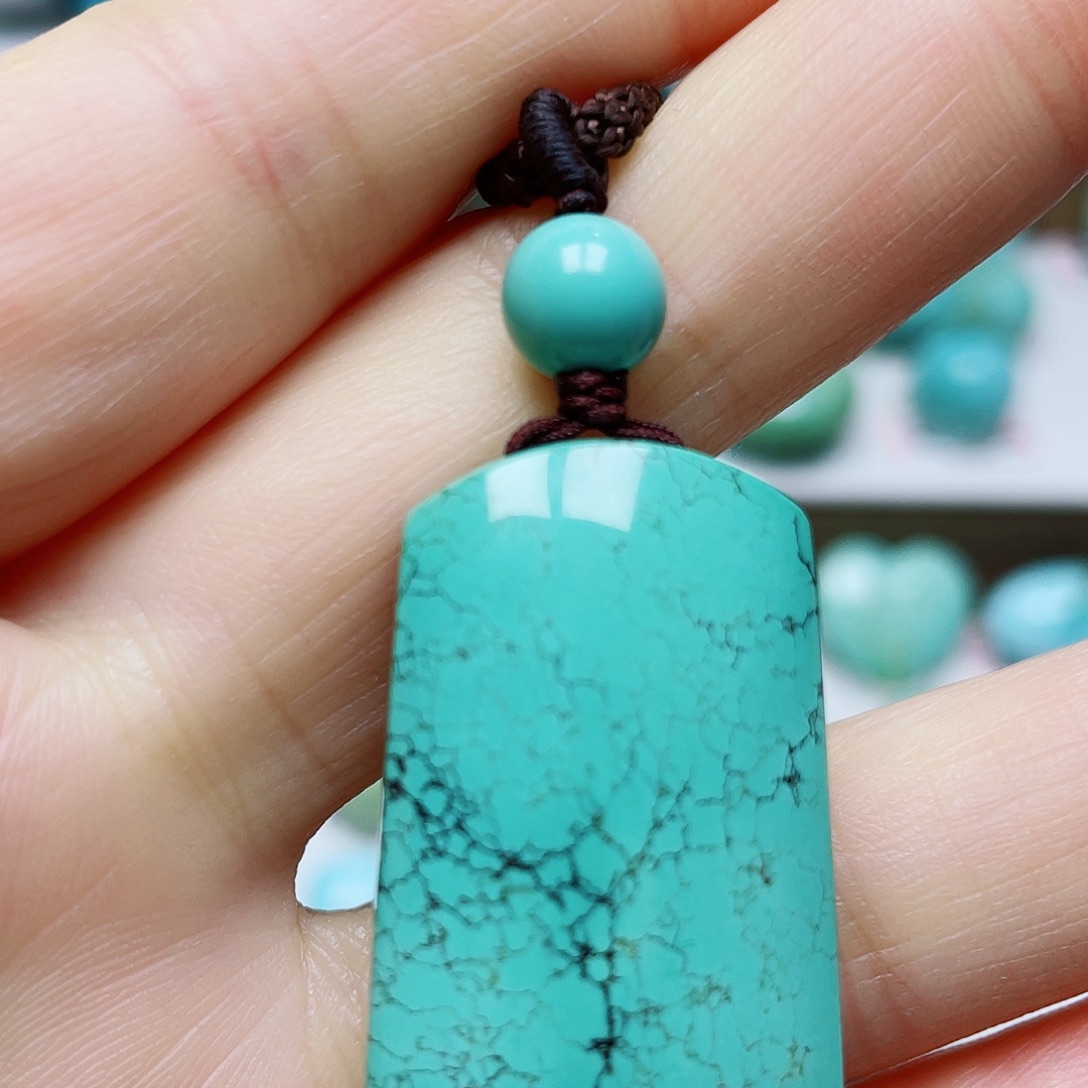 武***绿松石未镶嵌珠宝奇石