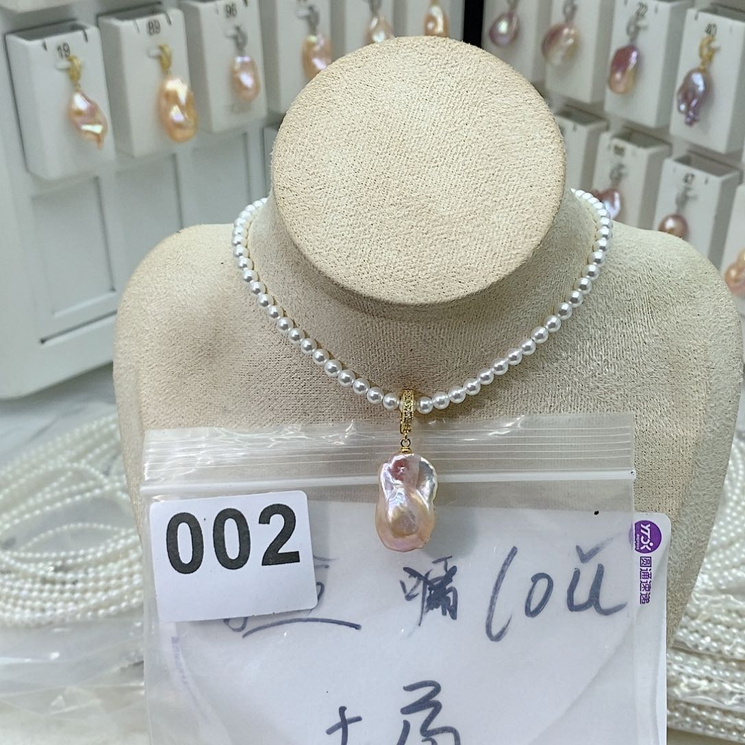 淡水珍珠颈饰合金