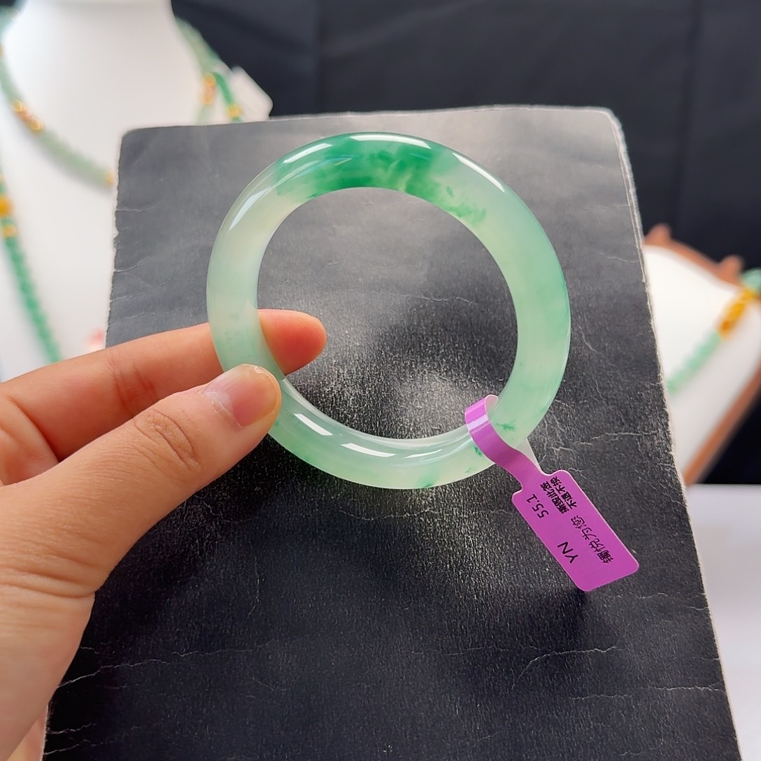 石英质玉合金手镯