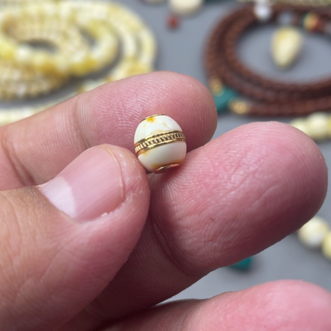 琥珀珠宝奇石未镶嵌10