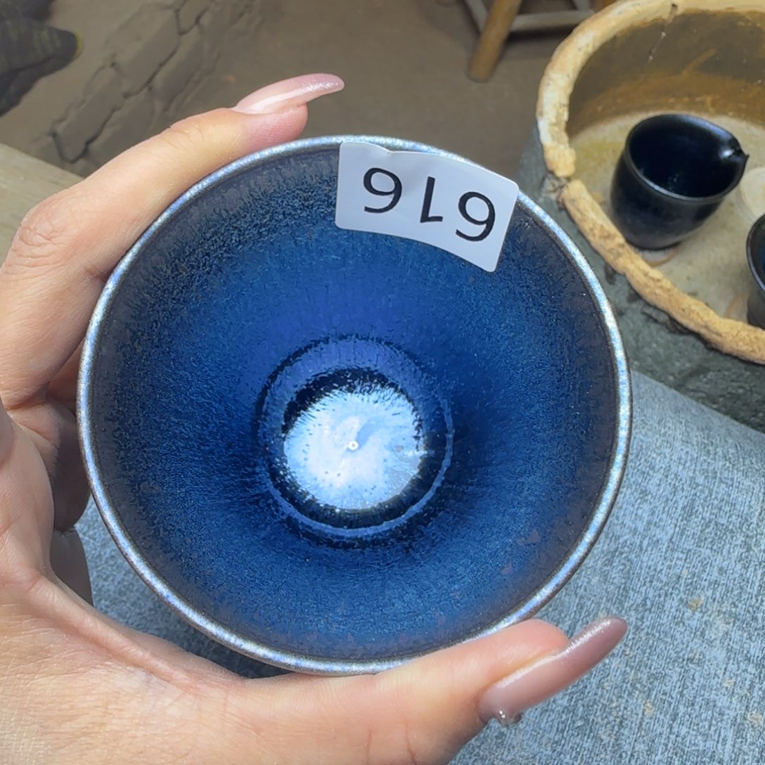 茶盏玲珑进行感觉美女