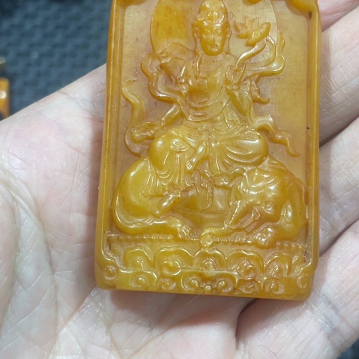 滴血莲花菩提吊坠