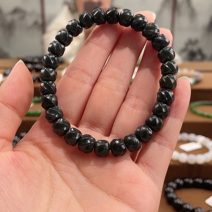 和田玉未镶嵌手链