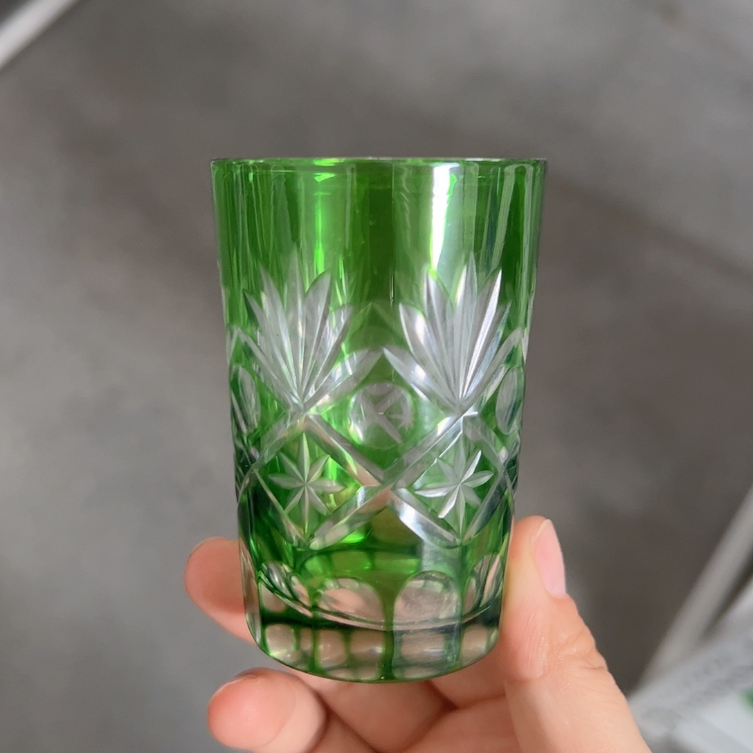 水晶玻璃平底款微瑕一个