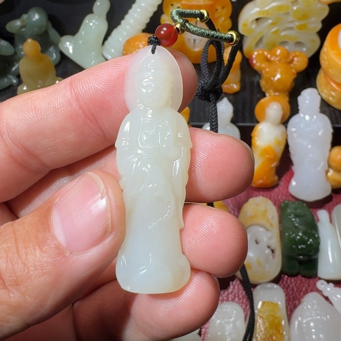 和田玉未镶嵌挂件