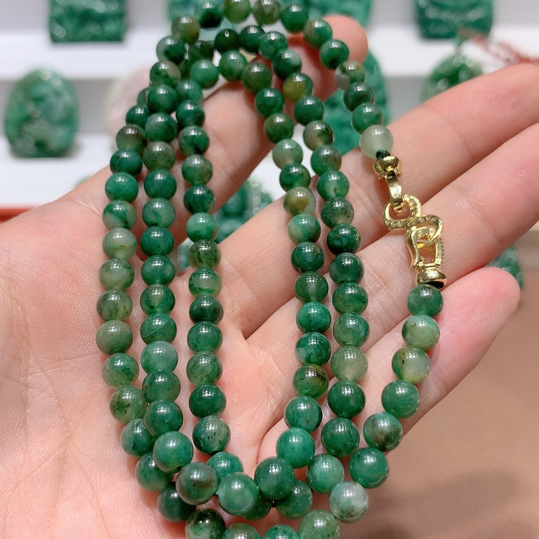 独山玉挂件未镶嵌女**✔