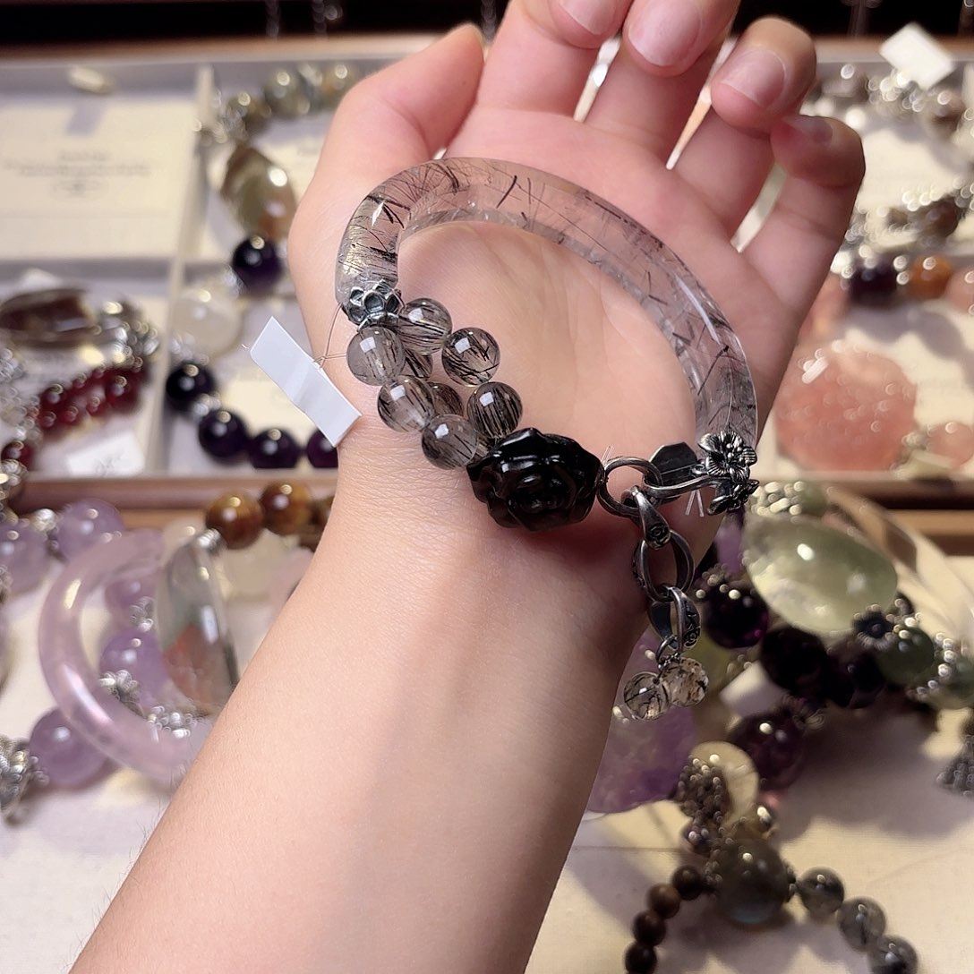 朴***y水晶手链合金手串