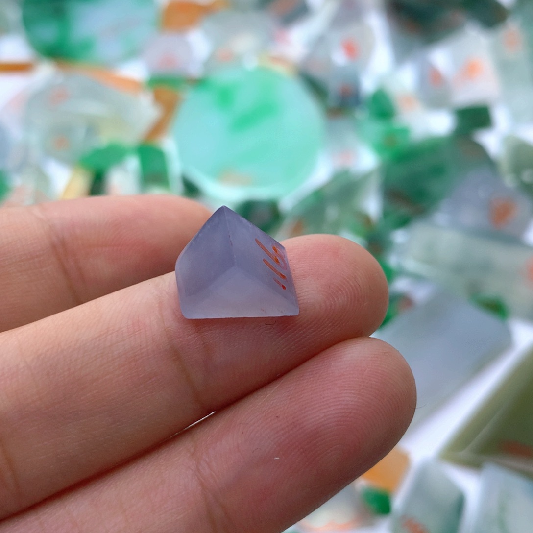 定制翡翠未镶嵌天然翡翠