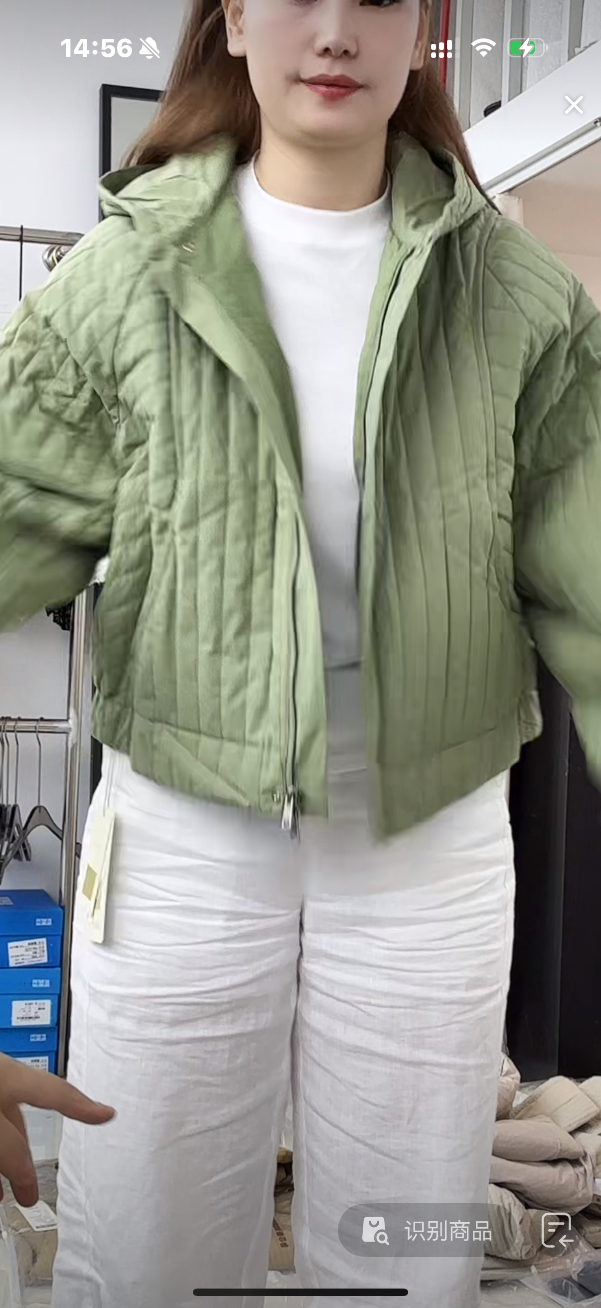 女士7686冬季短款休闲百搭竖条连帽拉链棉服外套