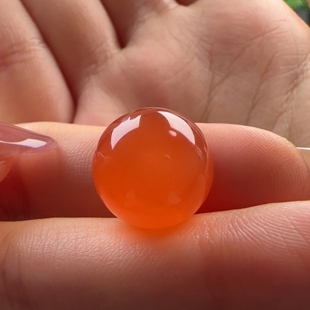 南红玛瑙未镶嵌圆珠14孔道边皮裂