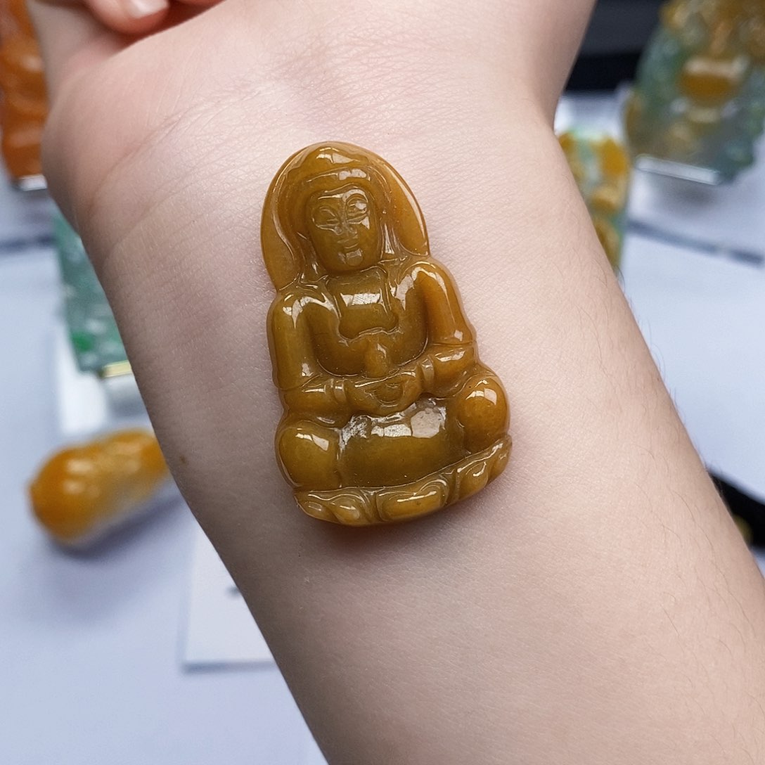 颈饰未镶嵌翡翠翡翠A货
