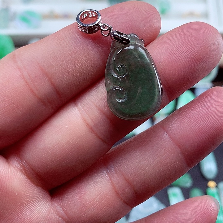 翡翠吊坠(不含链)未镶嵌