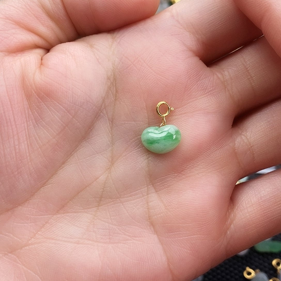 翡翠颈饰18K金镶嵌爱心