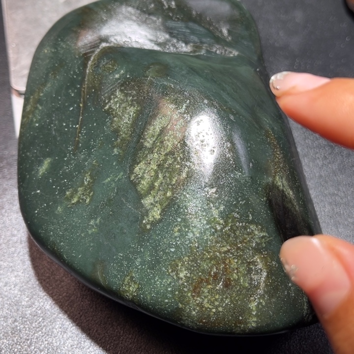 和田玉未镶嵌珠宝奇石