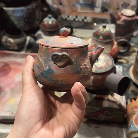 手工制作各种精美陶瓷