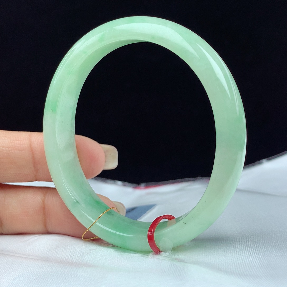 翡翠手镯未镶嵌54圈 0553