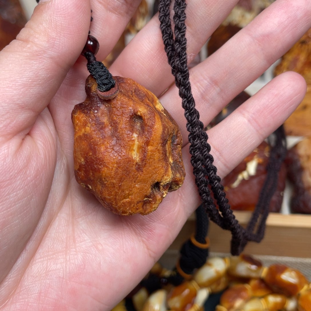 蜜蜡珠宝奇石未镶嵌