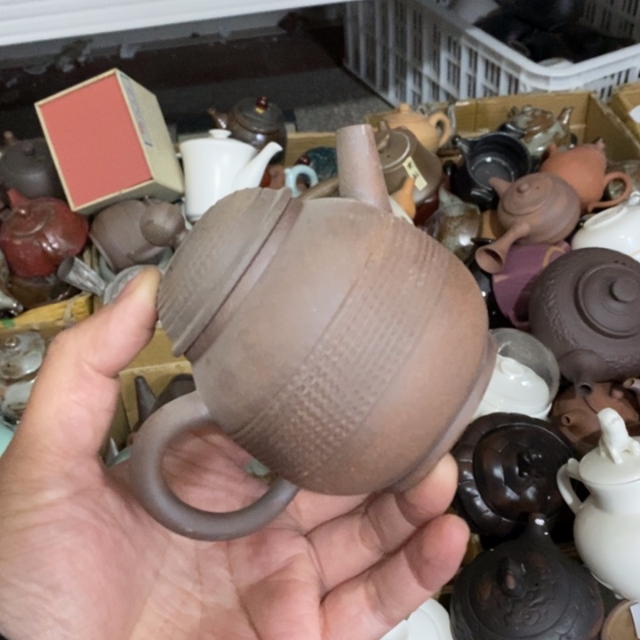 陶瓷艺术品及陶瓷壶