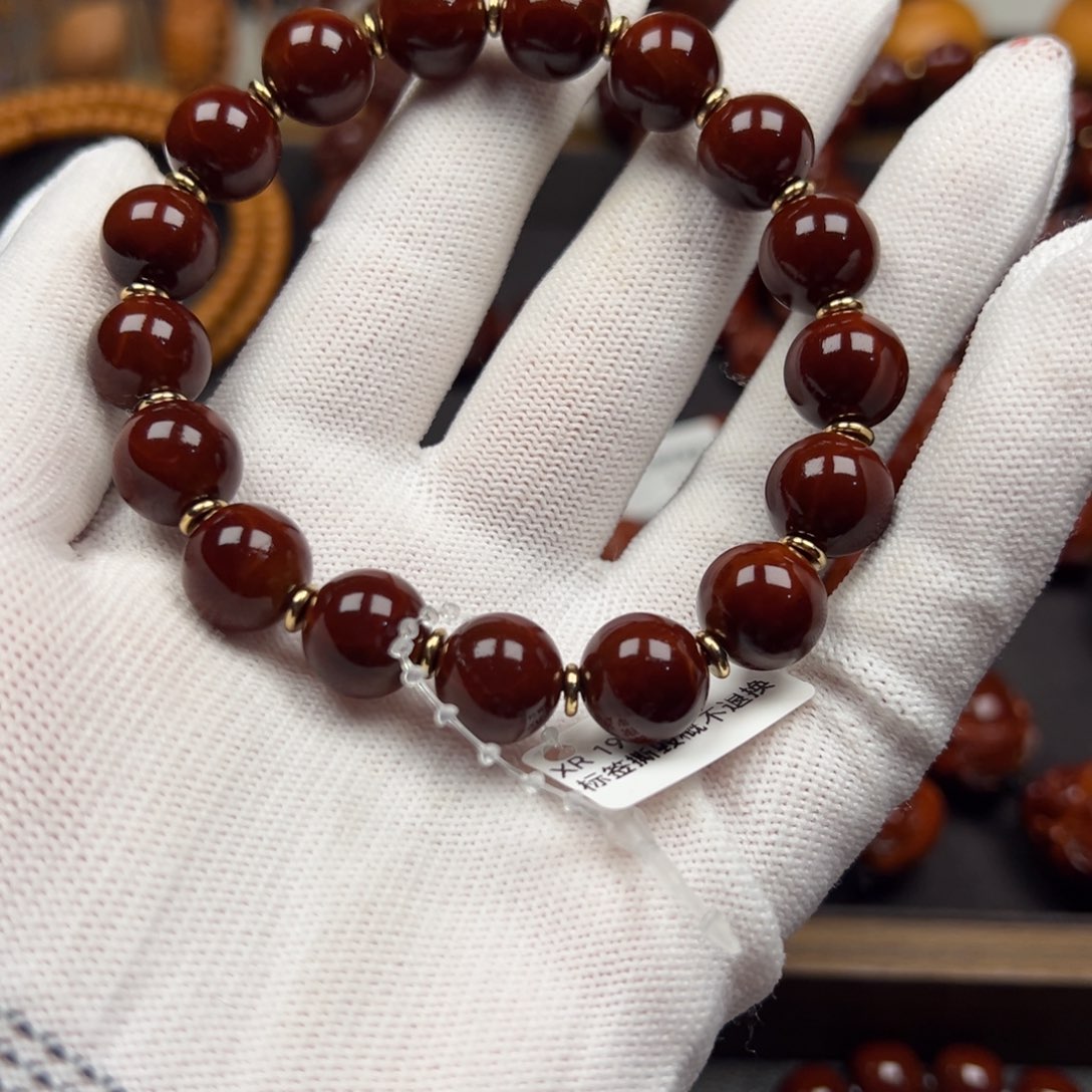 吊坠橄榄核舍*，橄榄核