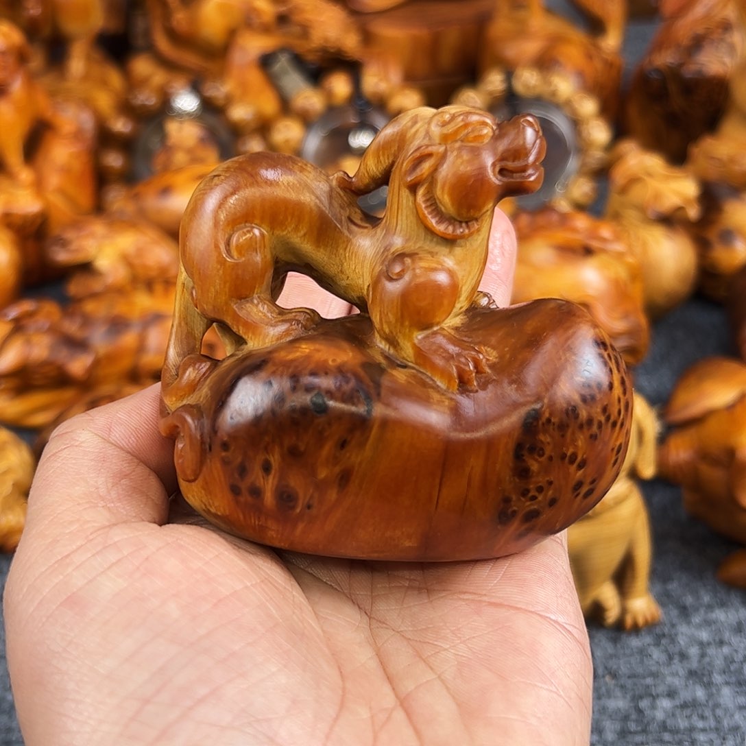 柏木太行崖柏坨子玉化瘤疤大师工