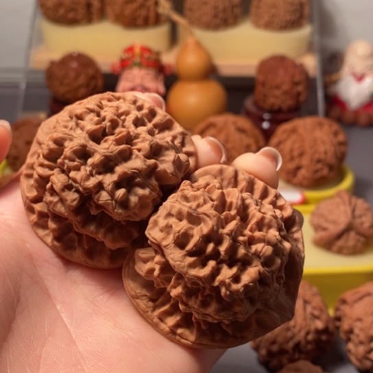 文玩核桃吊坠48官帽