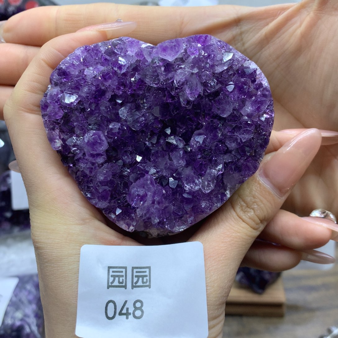 紫晶大型摆件（非配饰）未镶嵌