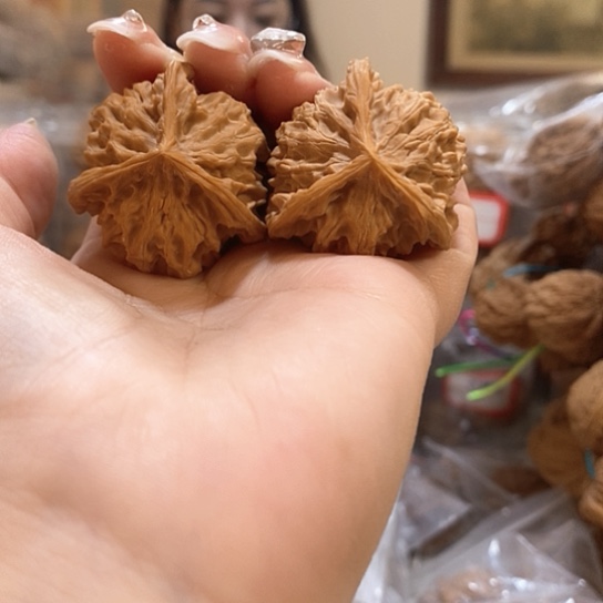 文玩核桃吊坠37歪盘山三棱有修马虎对