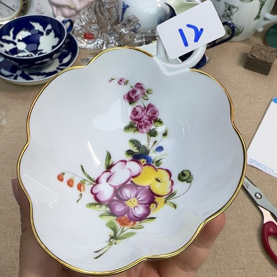 瓷片哈哈哈哈哈哈哈哈