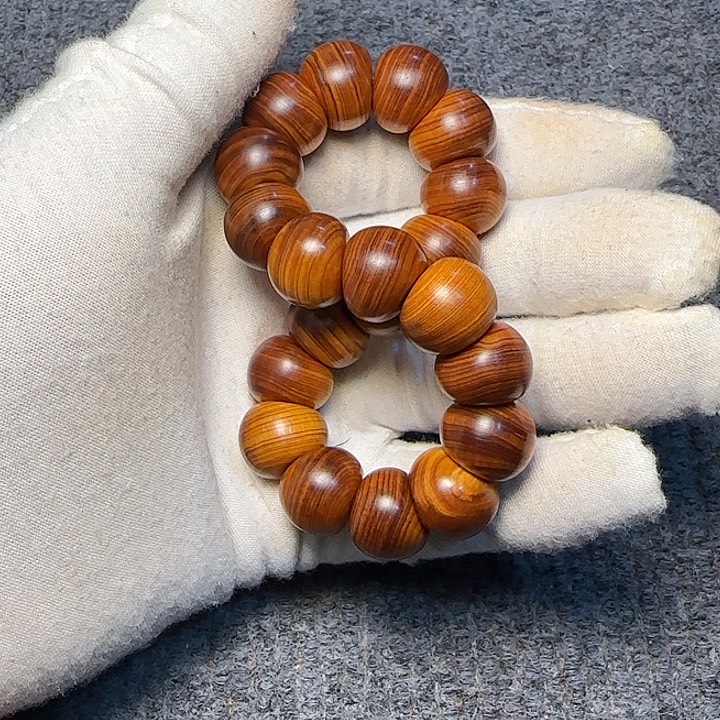 柏木（崖柏）全陈化老料把件串