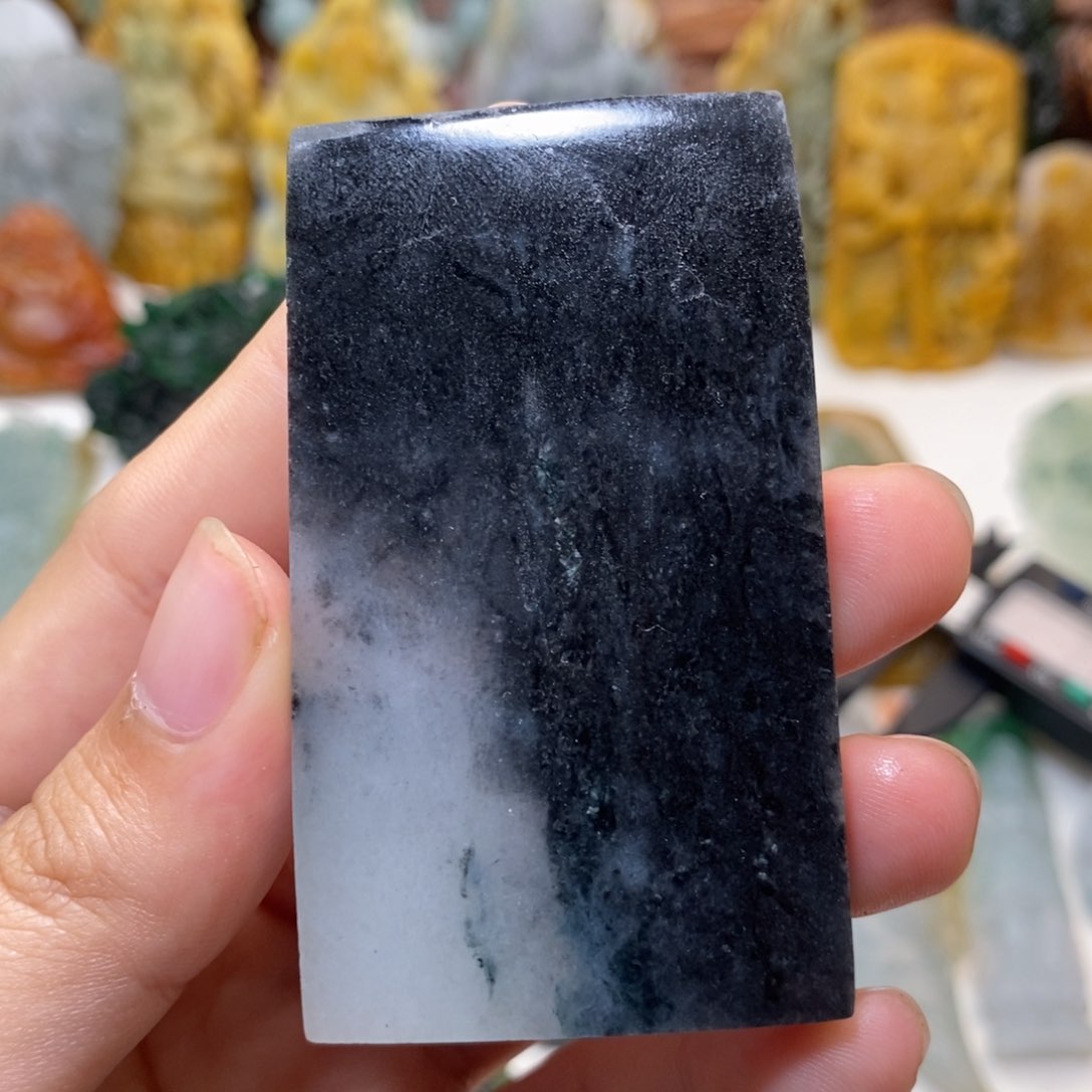 定制翡翠未镶嵌翡翠