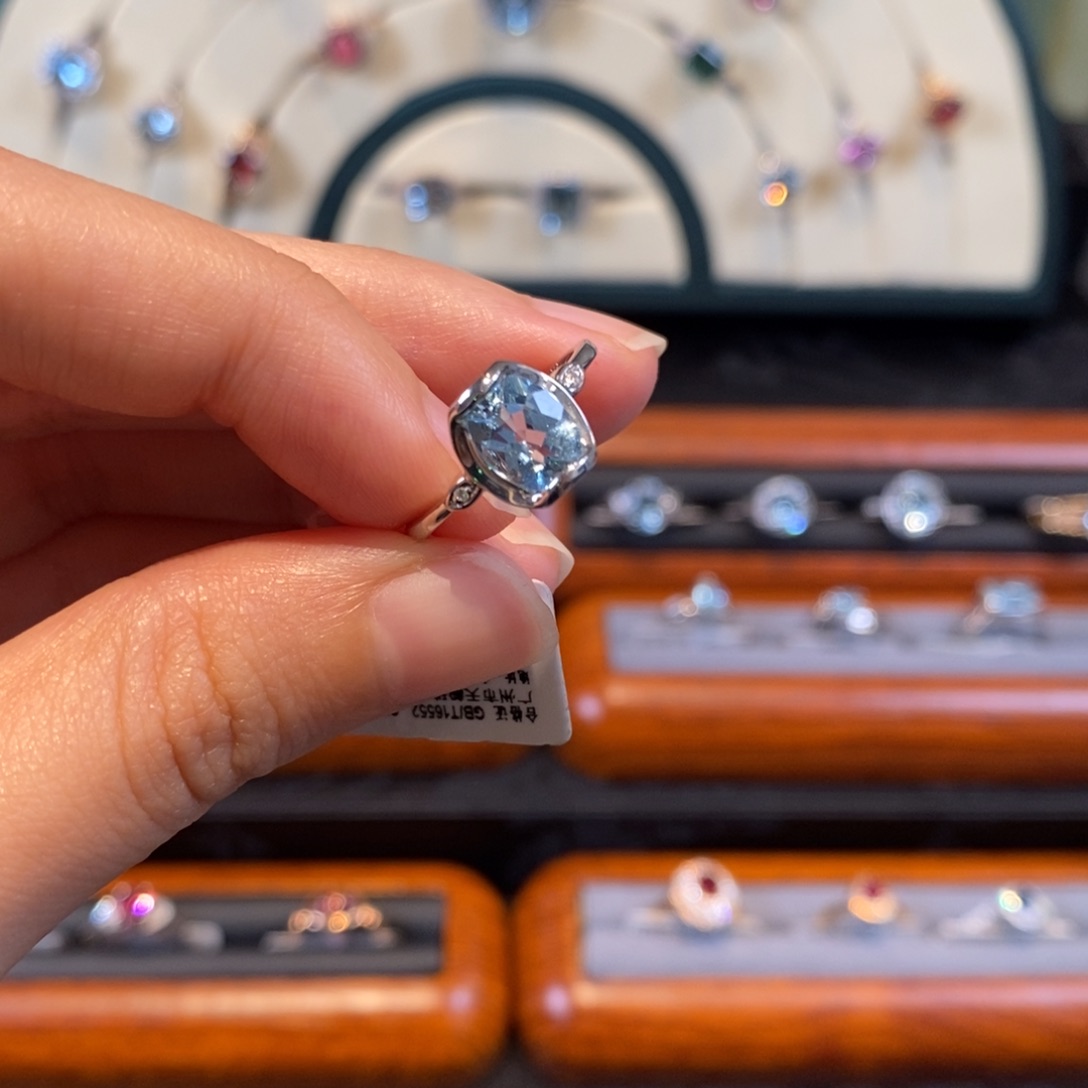 海蓝宝石戒圈18K金镶嵌1.07ct
