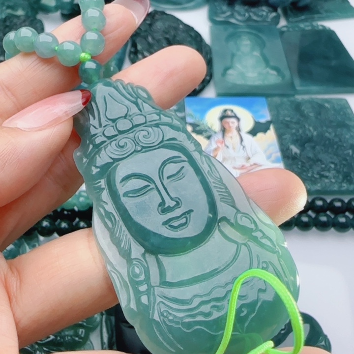 翡翠未镶嵌颈饰多样性发货天然A货翡翠